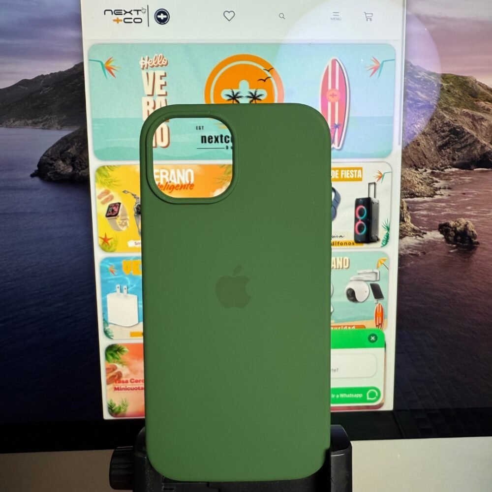 Estuche Silicon Iphone 15 Verde Musgo