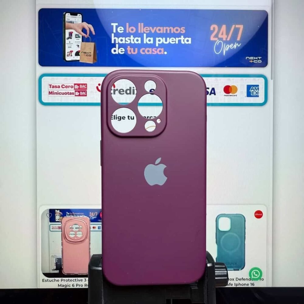 Estuche Silicon Iphone 15 Pro Vino Oscuro